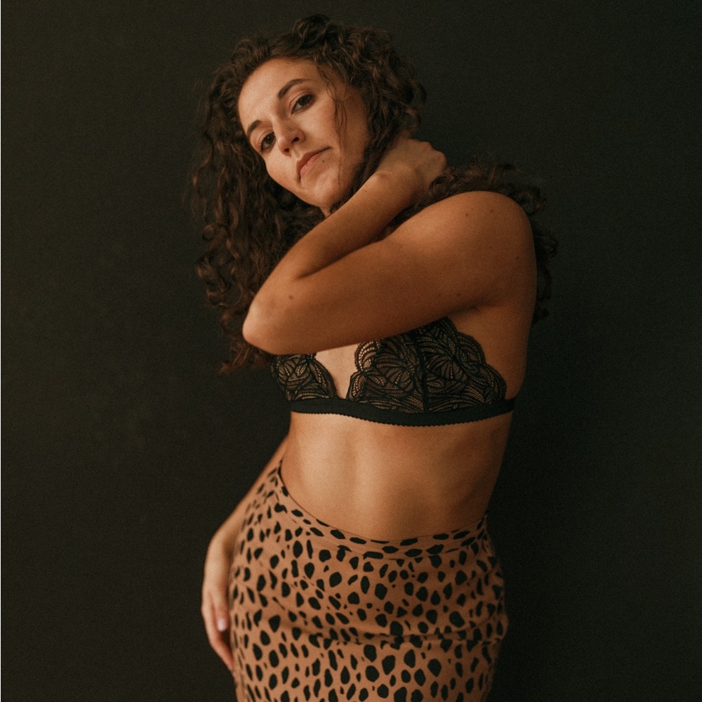 Aritzia Talula Monterey Lace Bralette - Picture 4 of 4